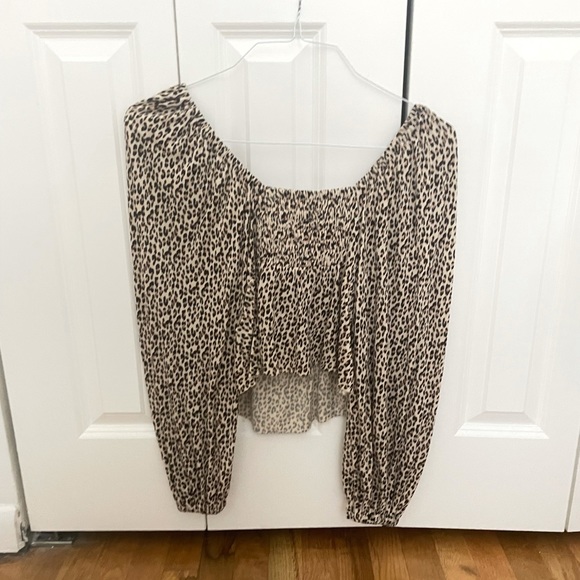 Leopard Blouse - Picture 2 of 4